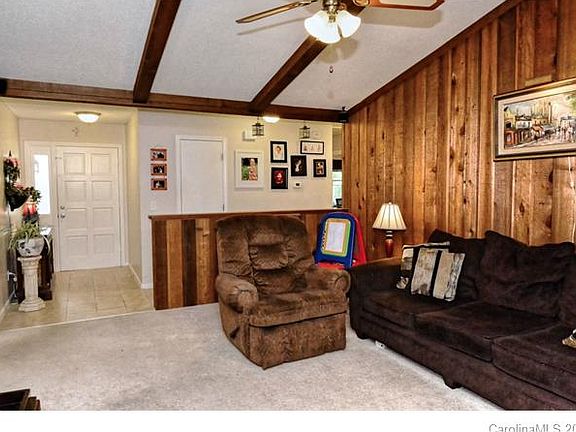 4th image of 7901 Oakbark Ln