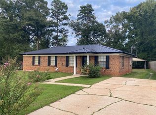918 Oak St, Jackson, AL 36545