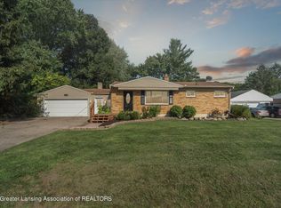 5642 Hallendale Rd, Haslett, MI 48840