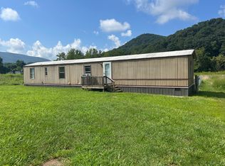 111 Baby Farms Rd, Peterstown, WV 24963