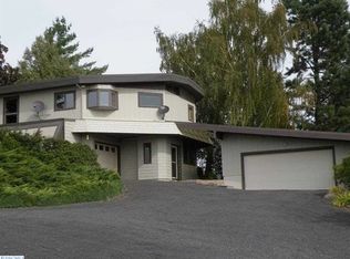 12332 State Route 27, Palouse, WA 99161