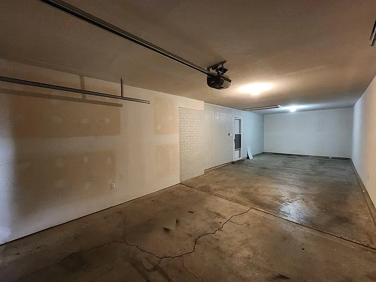 1805 Magnolia Ave — Photo 43