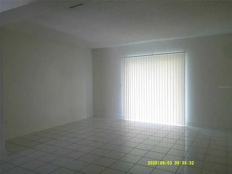 291 Flower Ln — Photo 5