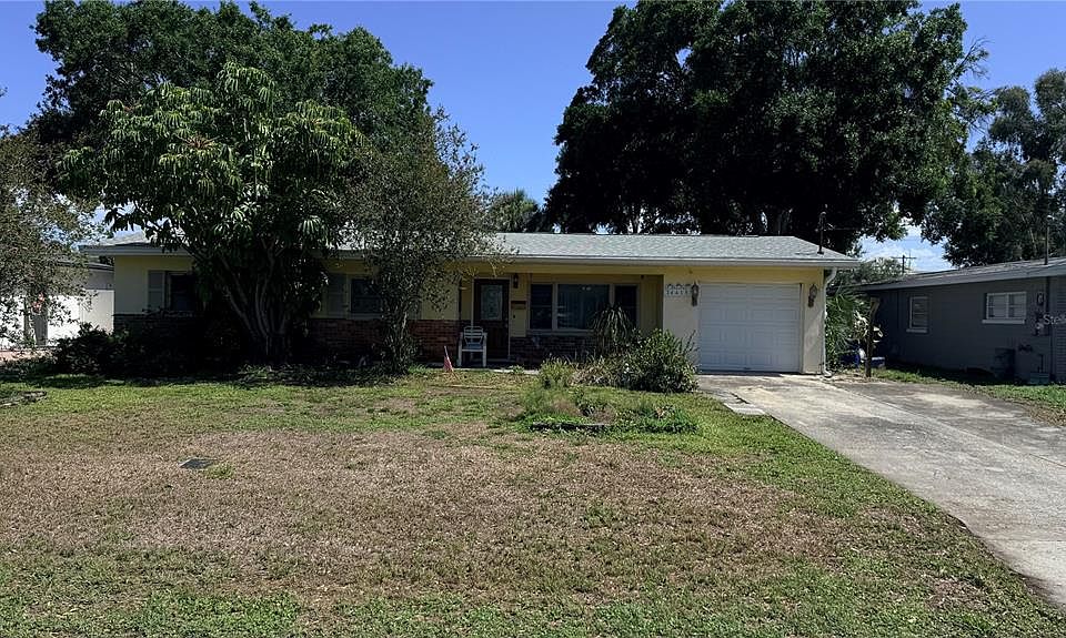 1st image of 4415 W PAUL AVENUE