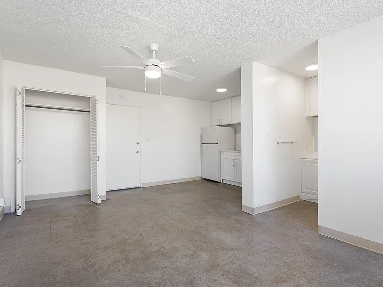 727 Pumehana St #306 — Photo 4