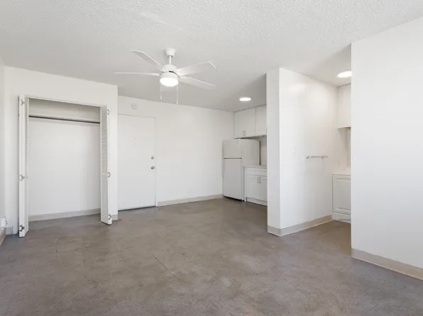 727 Pumehana St #306, Honolulu, HI 96826