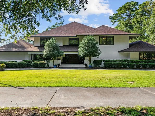 302 Mohican Dr., Georgetown, SC 29440