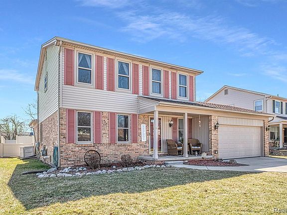 3rd image of 44223 Kingsley Ct