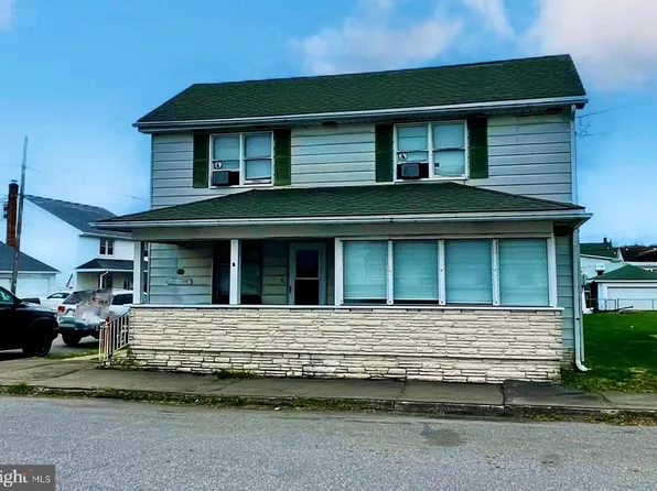 10 Center St, McAdoo, PA 18237
