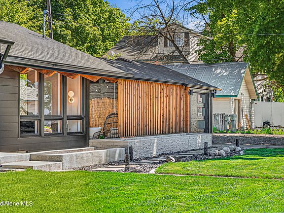 2nd image of 505 E Spokane Ave