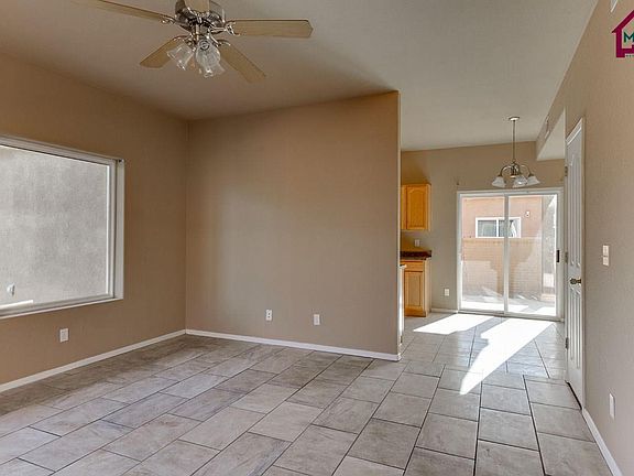 5th image of 2890 Lake Valley Ave