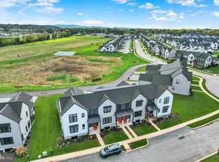 210 Stickley Dr, Mechanicsburg, PA