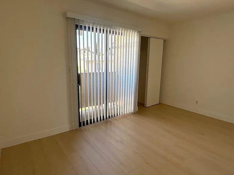 2120 Mountain View Rd — Photo 11