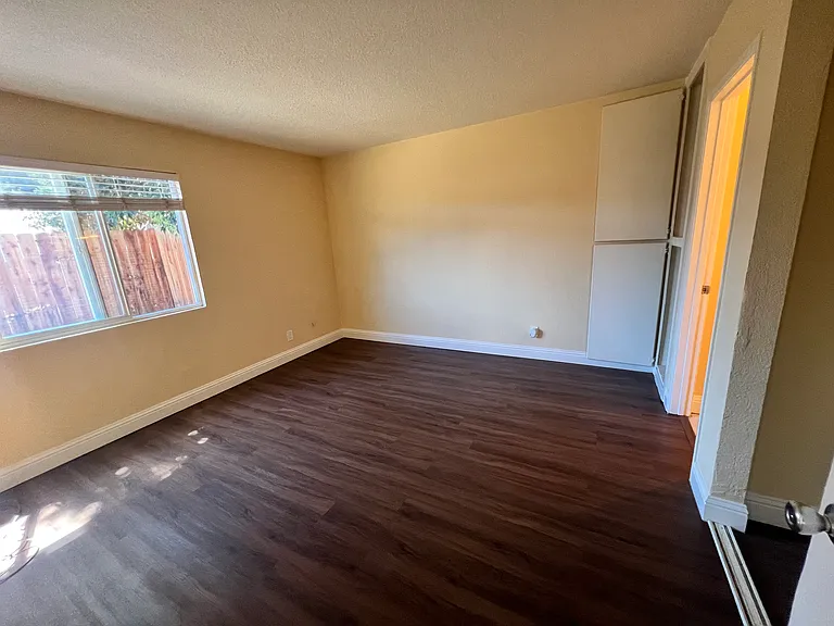 2313 Mandarin Way — Photo 16