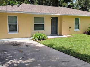 840 Cedar Cir, Tavares, FL 32778