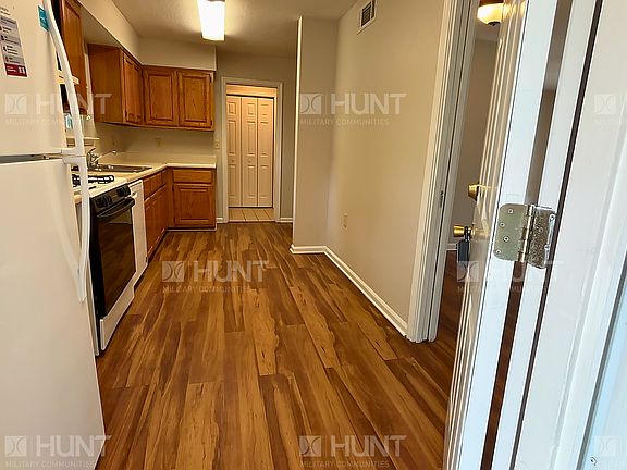 4th image of 7572 Regulus St
