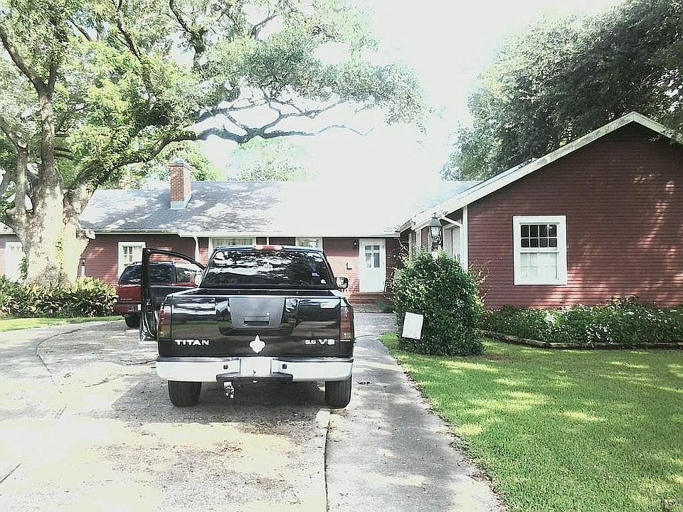 1st image of 1208 Iberia St