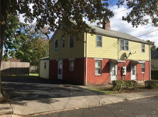 150-152 Alexander Dr, Bridgeport, CT 06606