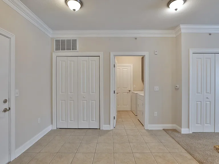 960 Perry St #207 — Photo 9