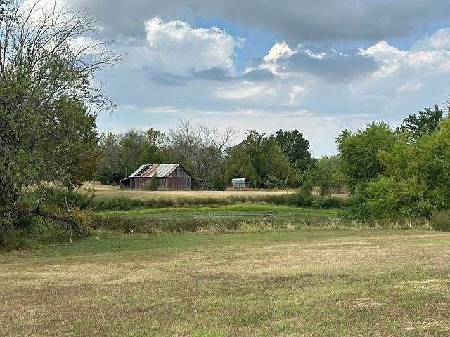 1st image of Canyon Dr