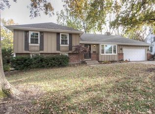 9803 E 85th St, Raytown, MO 64138