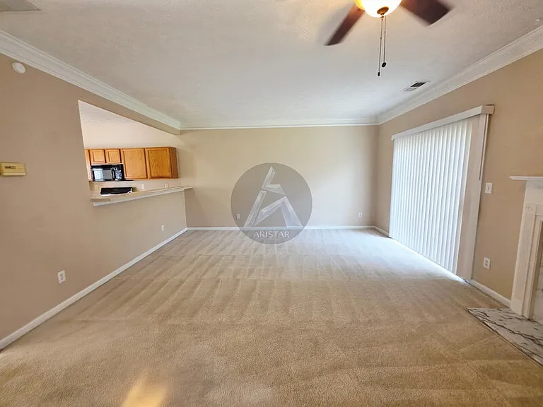4319 Thorngate Ln — Photo 16