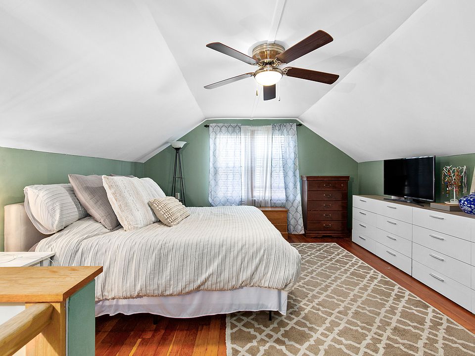 3303 Ellwood Ave, photo 15