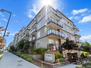 13768 108th Ave #210, Surrey, BC V3T 0L9