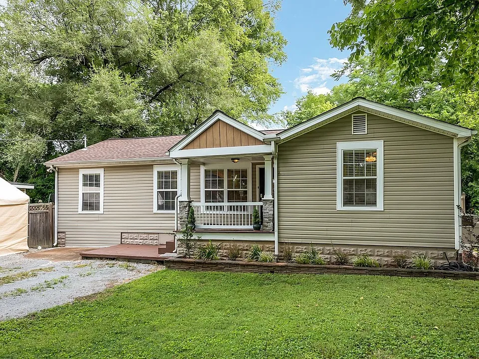 2709 Brunswick Dr