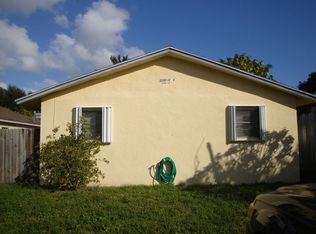 212 Walker Ave, Greenacres, FL 33463