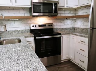 1440 Seneca Dr APT B, Blacksburg, VA 24060