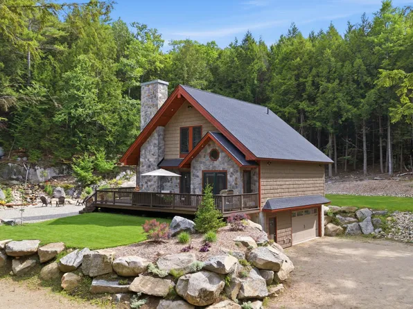 1179 Lake Avenue, Lake Luzerne, NY 12846