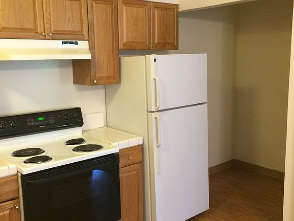 4th image of 3218 Impala Dr APT 6