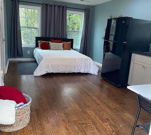 5th image of 3076 Rollingwood Ln