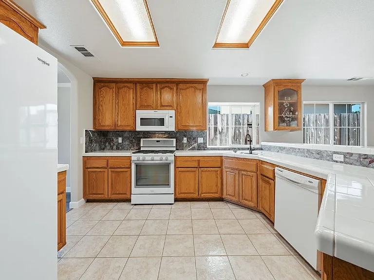 6245 Gold Hills Ct — Photo 24