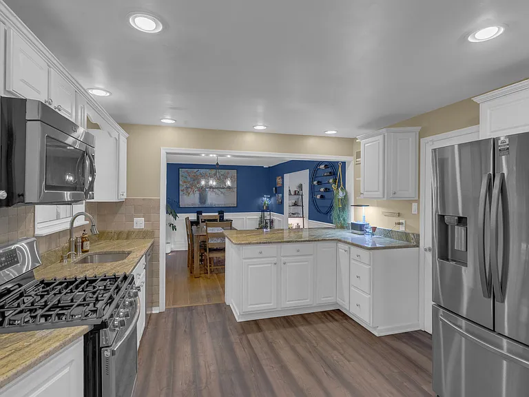 247 Lawnside Ave — Photo 13