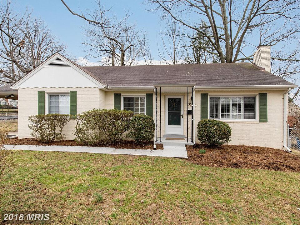 1st image of 7109 Village Dr