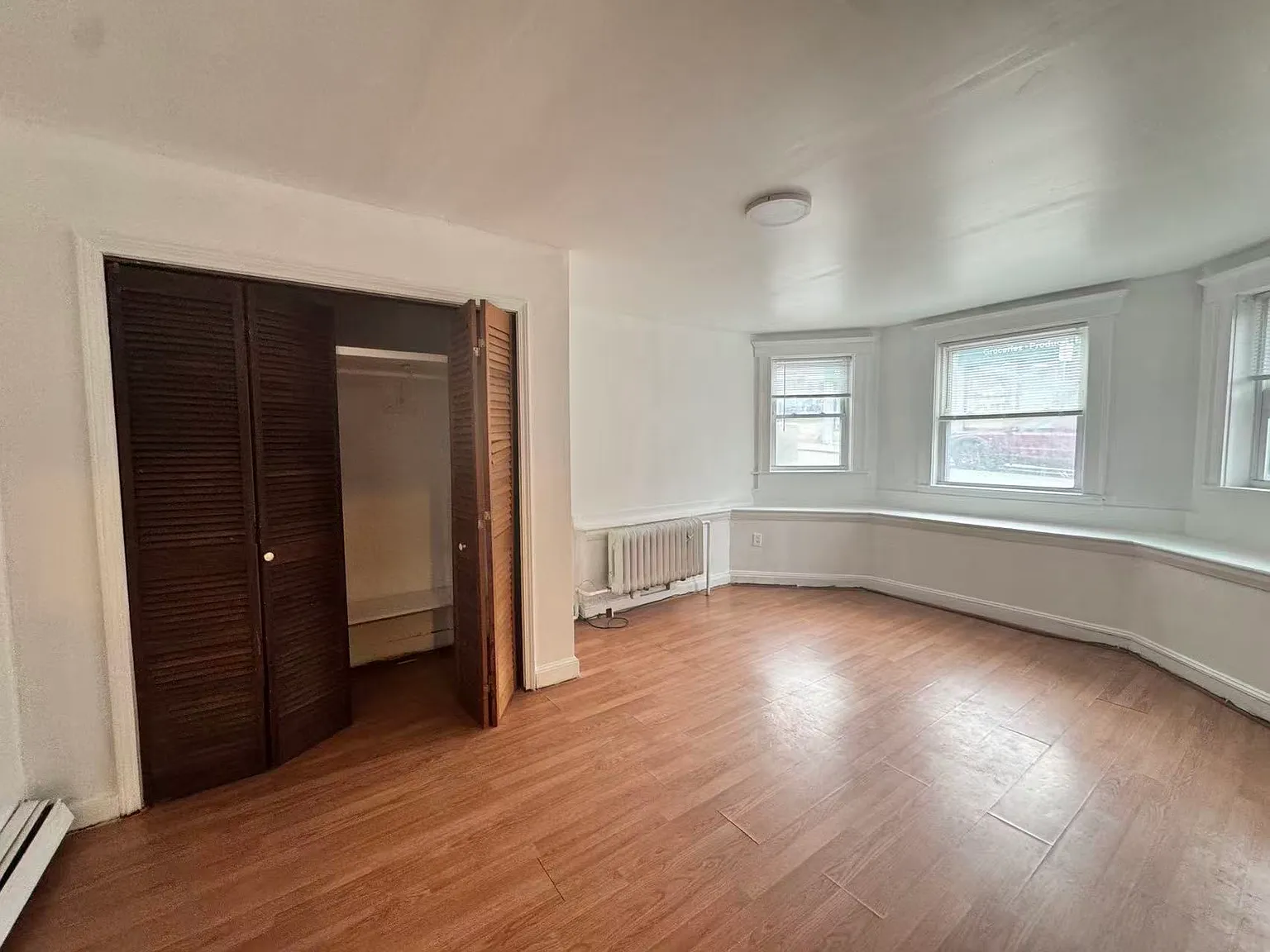160 Allston St — Photo 4