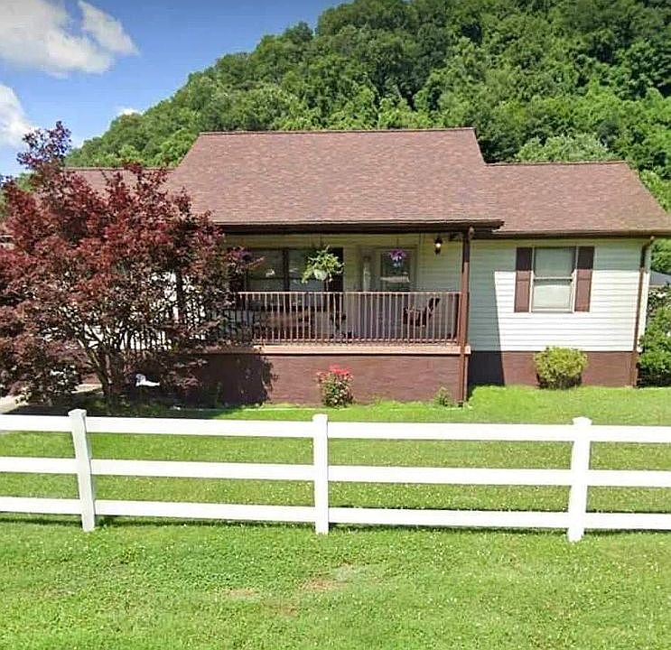 169 Carmen Dr, Mount Carbon, WV 25139 Zillow