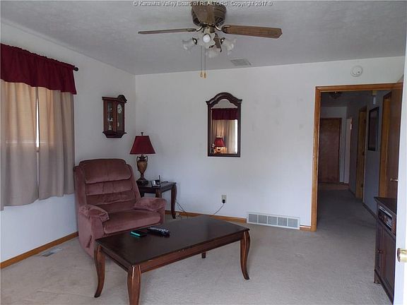 5th image of 1213 W Virginia Ave
