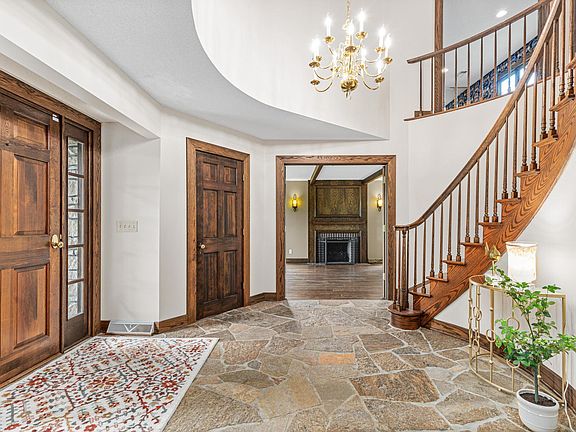 5th image of 3 Meadow Ln