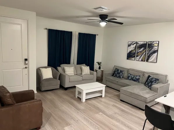 320 Sweet Pl #3, Fallbrook, CA 92028