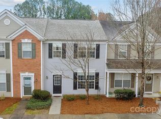 6613 Rothchild Dr, Charlotte, NC 28270