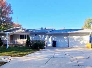 707 N Beaver Ave, York, NE 68467