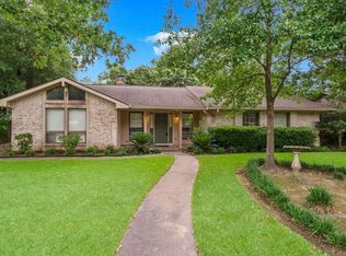 27245 Stark Ln, Conroe, TX 77385