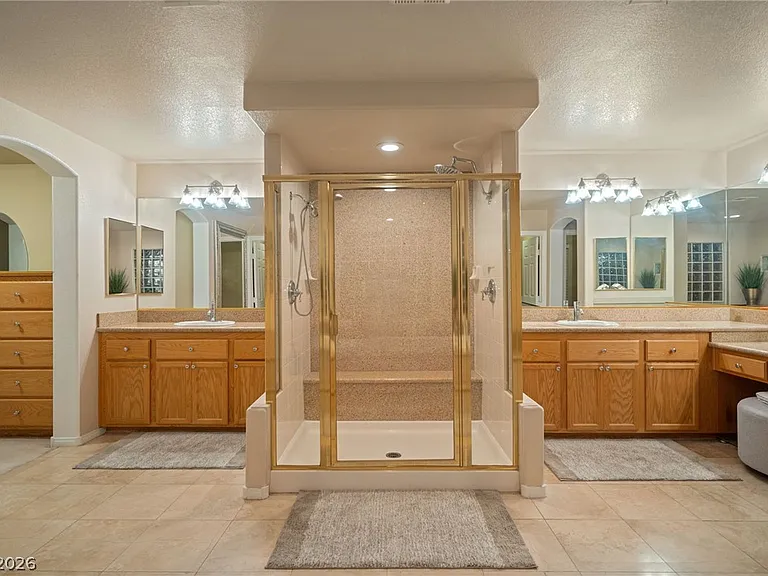 8929 Glenistar Gate Ave — Photo 48