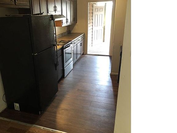 2nd image of 1640 Pinedale Cir NW