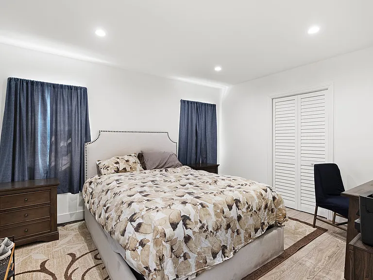 5655 Natick Ave — Photo 15