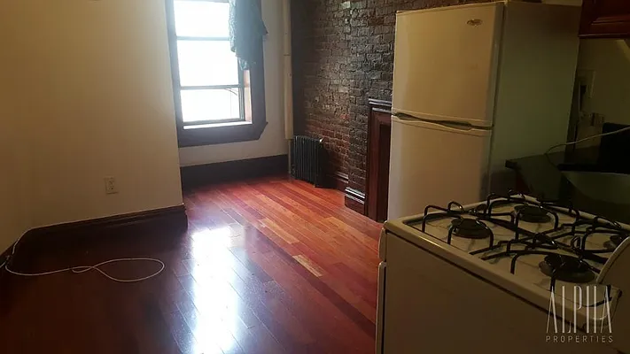 Rented by Alpha Properties NYC I LLC | media 38