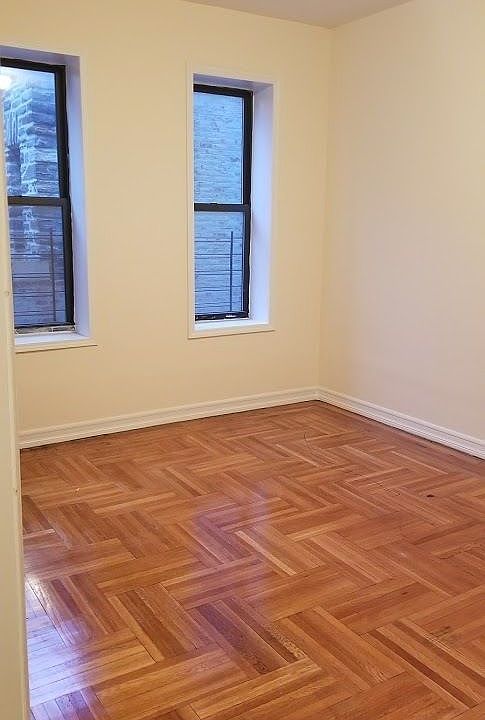 2nd image of 1632 E 18th St APT C3